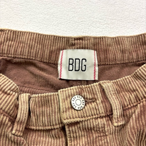UO BDG Khaki Corduroy High-Waisted “Mom” 80’s Style Straight Ankle Pants Size 2 - Picture 12 of 16